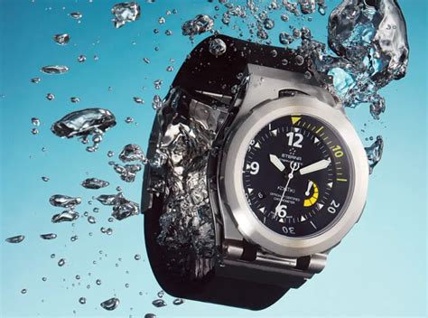 underwater waterproof watch